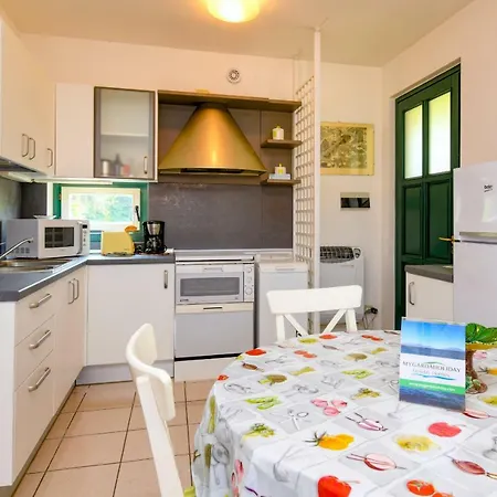 Apartment Il Porticciolo 1 *
